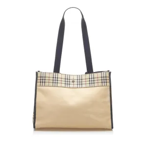 Burberry House Check Nylon Tote Bag (SHG-16629)