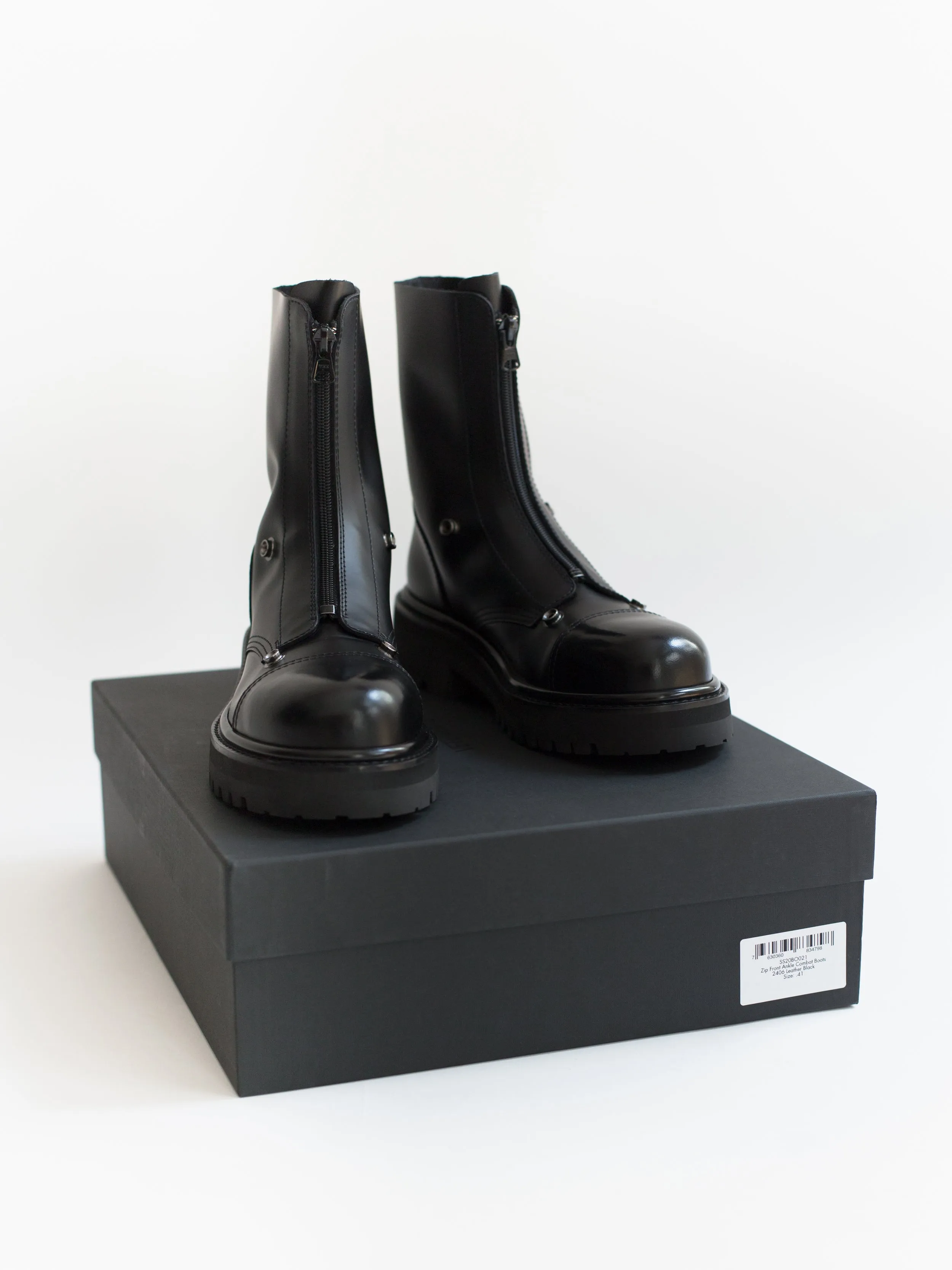 Vetements SS20 Front-zip Military Boots