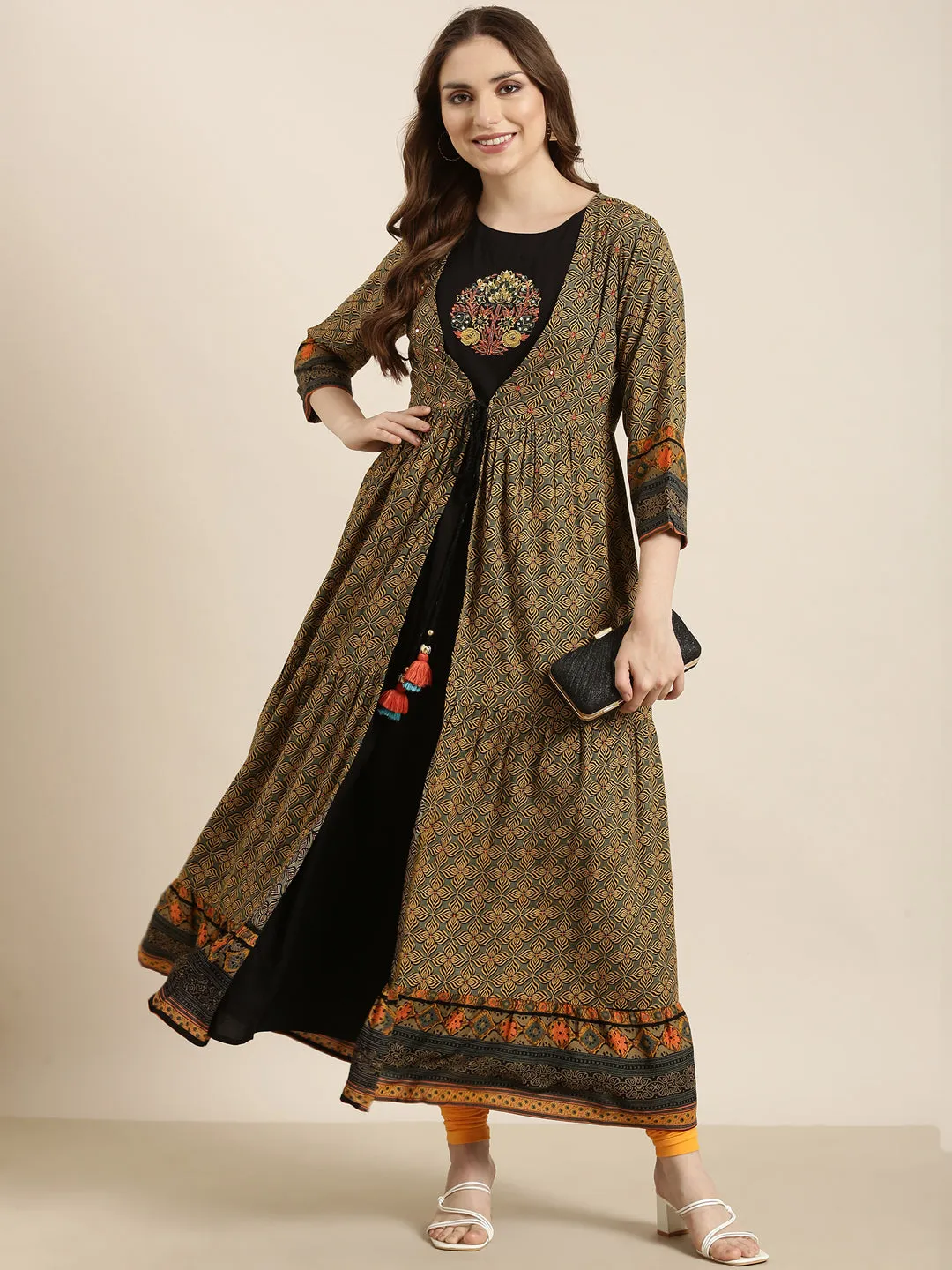 Women Anarkali Black Solid Kurta Comes With Overcoat